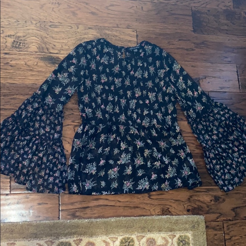 Ruffle shirt